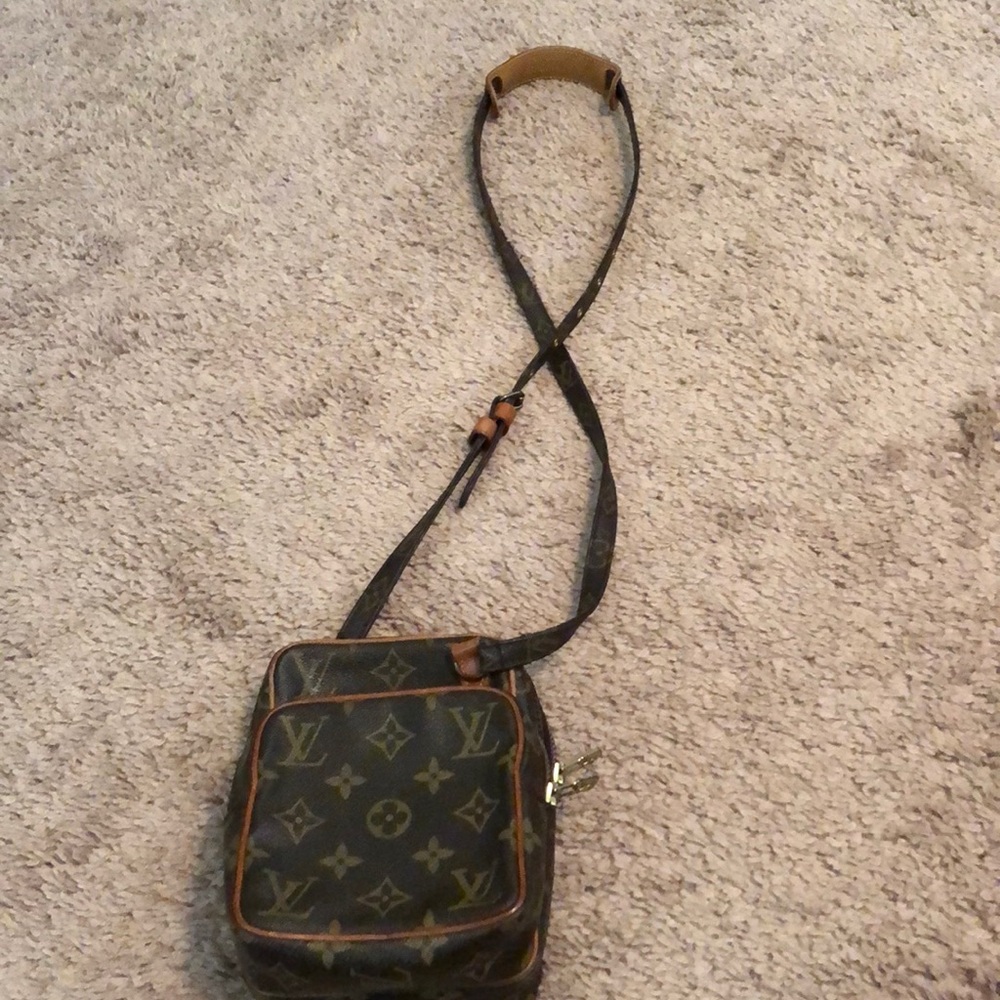 PRICE IS FIRM:::::Authentic LV